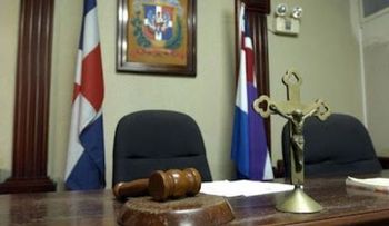 20 años prisión para hombre que violó dos menores
