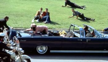 El último viaje de Kennedy (2 de 3)