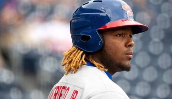 Pujols empata marca histórica de Lou Gehrig; Guerrero Jr debuta con bien pies en Grandes Ligas 