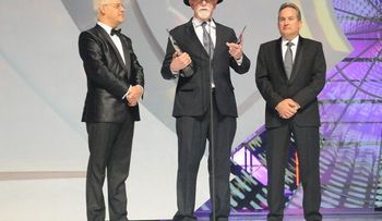 El Gran Soberano honra al teatro