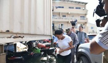 Empeora salud seguridad madre de Cándida Montilla; familiares piden investiguen oficiales le acompañaban 