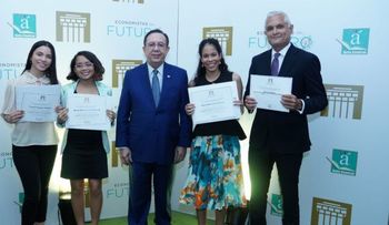Banco Central finaliza la VIII Semana Económica y Financiera con la entrega de premios de Economistas del Futuro