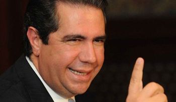 Francisco Javier aboga por reforma curricular educativa