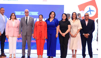 IDAC realiza panel sobre desarrollo sostenible de la aviación en Santiago