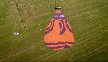 Un accidente de un globo aerostático deja un fallecido y tres heridos graves en Países Bajos