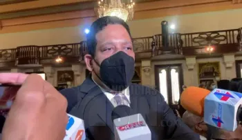 Carlos Pimentel confirma que recibió denuncia sobre ministerio de la Juventud 
