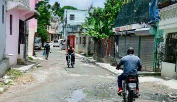 Residentes de Cancino Adentro denuncian aumento de robos y escaso patrullaje policial
