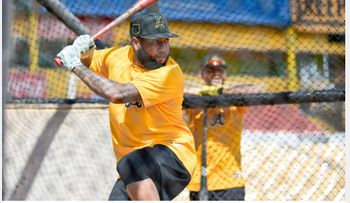Ronny Rodríguez y Aneury Tavárez se unen al Early Camp de Águilas
