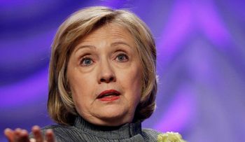 Clinton insiste indocumentados necesitan una vía a la ciudadanía