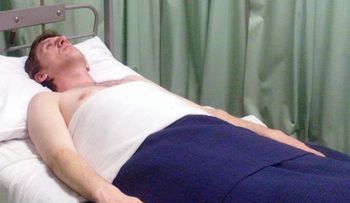 Enfermerdad hace que dos niños queden en estado vegetativo de noche