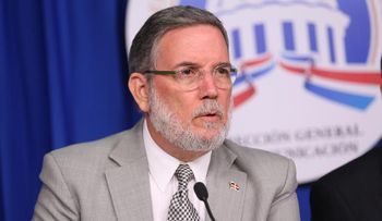 Marchena se "calienta" por su ataque a la Iglesia; capellán PN le pide no poner a "pelear" al Presidente