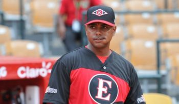 Alou Jr. y Contreras retornan al cuerpo de coaches del Escogido