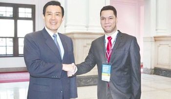 PRSC observa elecciones en Taiwán
