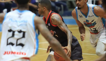 Leones dominan a Titanes y ganan la serie en la Súper Liga LNB