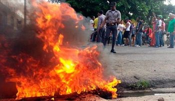 Comunidades reclaman asfalto de calles en Cibao
