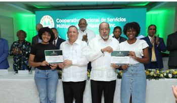 COOPNAMA entrega 425 nuevas becas a hijos de socios