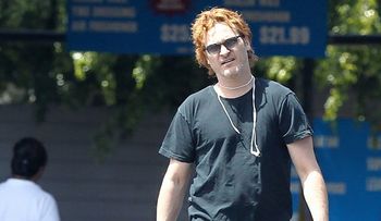 El drástico cambio de imagen de Joaquin Phoenix