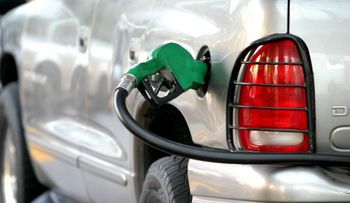 Mantienen igual precios gasolina y aumenta a RD$2.00 al gasoil