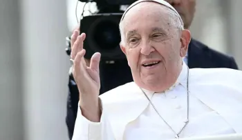 Papa Francisco avanza en su tratamiento