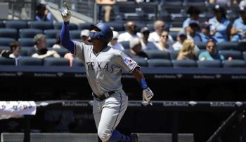 Carlos Gómez aporta jonrón a victoria de Rangers sobre Yanquis 