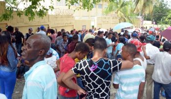 Diario estadounidense publica que en República Dominicana los votos se venden por 20 dólares