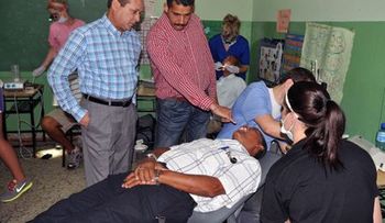 Reinaldo Pared Pérez  realiza operativos odontológicos