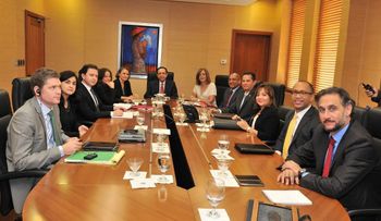 Valdez Albizu recibe misión FMI: analizan evolución indicadores macroeconómicos