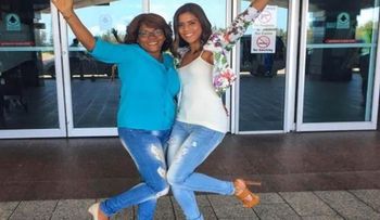 Francisca Lachapel cumple su sueño de llevar a su madre a EE.UU.