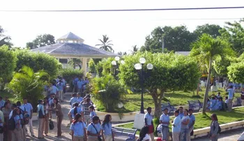 El 61 % de estudiantes de 8vo aprueba Pruebas Nacionales; Educación llama a 3ra convocatoria