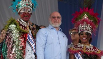 Cientos de personas disfrutan del Desfile Nacional de Carnaval 2018 organizado por el Ministerio de Cultura