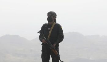 Arabia Saudí amenaza con responder a los hutíes