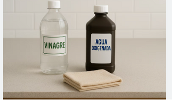 Vinagre y agua oxigenada: limpieza total y natural