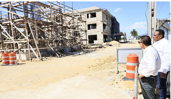 Servicio Nacional de Salud destaca 53 hospitales sin deudas en red pública