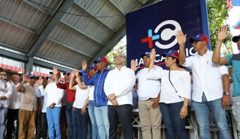 PRM inicia en Salcedo ruta reeleccionista de presidente Abinader y juramenta a exdirigentes de otros partidos