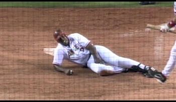 Vladimir Guerrero y su jonrón dentro del parque