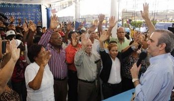Luis Abinader aboga por mejor inversión social en El Seibo