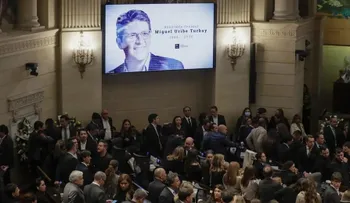Despiden al senador Miguel Uribe Turbay en el Capitolio Nacional de Colombia