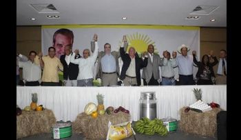 Abinader sugiere al Danilo Medina cambiar visitas sorpresas por plan estratégico para el agro
