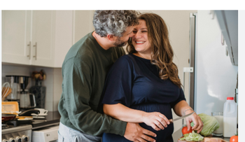 Amor a todo gas entre pareja