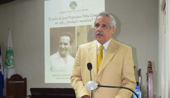 Miguel De Camps: Ese libro de Martin es un almacén de mentiras; Peña Gómez no se asiló en embajada de México