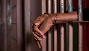 Apresan haitiano Peterson Charly Miriami, acusado de quitarle la vida a su hija recién nacida en Navarrete