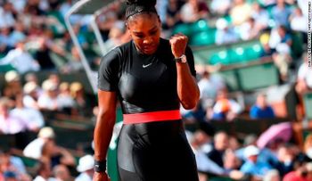 Serena Williams triunfó en su retorno al Abierto de Francia con este traje especial