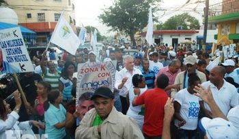 Miguel deplora gente viva presa en su casa por inseguridad
