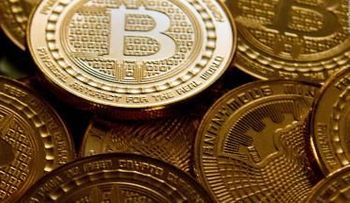 El bitcóin perdió un tercio de su valor en 24 horas. ¿Se acabó la fiebre por la criptomoneda?