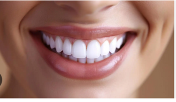 Elimina el sarro y aclara tus dientes en pocos minutos con esta receta