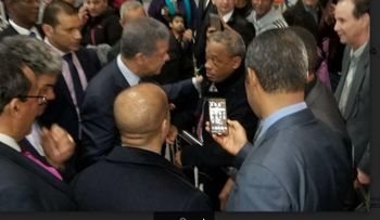 Leonel Fernández es recibido con fervor en el aeropuerto JFK 