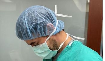 Anna Kournikova y Enrique Iglesias presentan a su tercera hija en Instagram