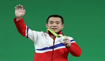 Y eso es tan fuerte... Atleta coreano podría ser ejecutado por ganar plata y no Oro