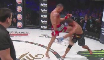Así fue la pelea más sangrienta del año en el MMA