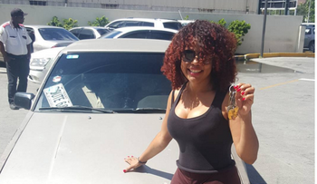 Cheddy García se burla de la Yapoort y su auto